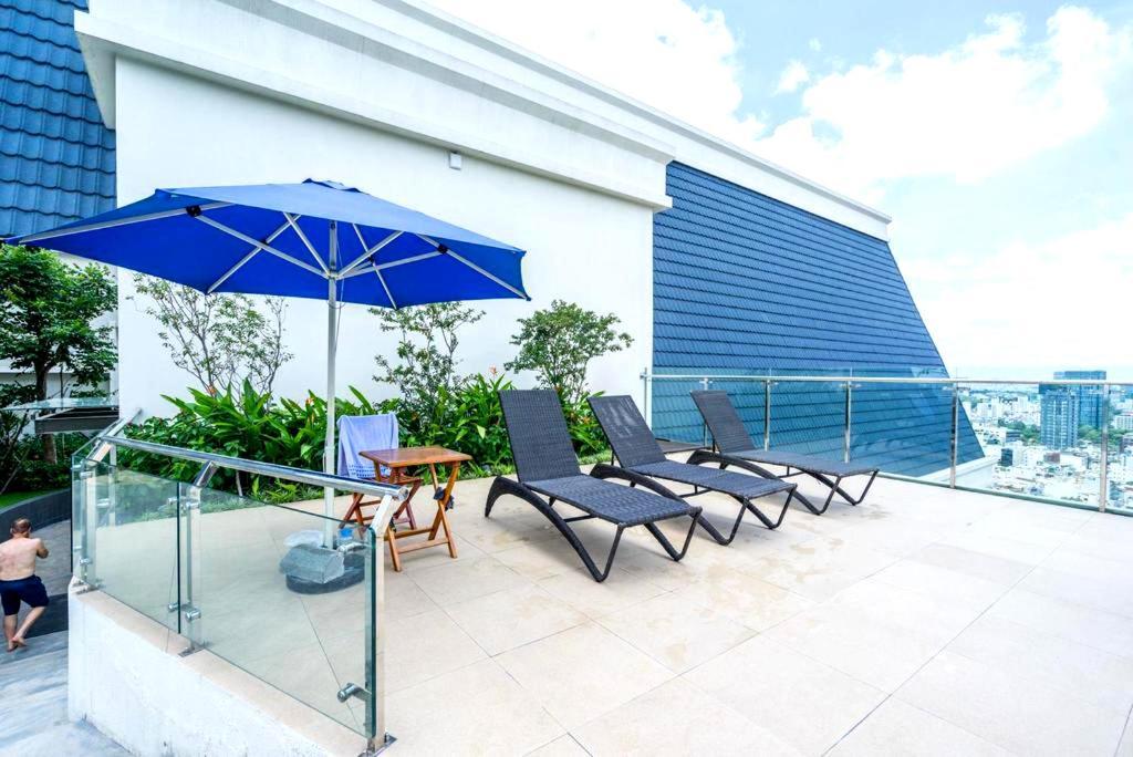 Linda Apartment-Icon56-District4-3Mins To Center Dtrc1- Infinity Pool- Awesome Rooftop Хошимін Екстер'єр фото