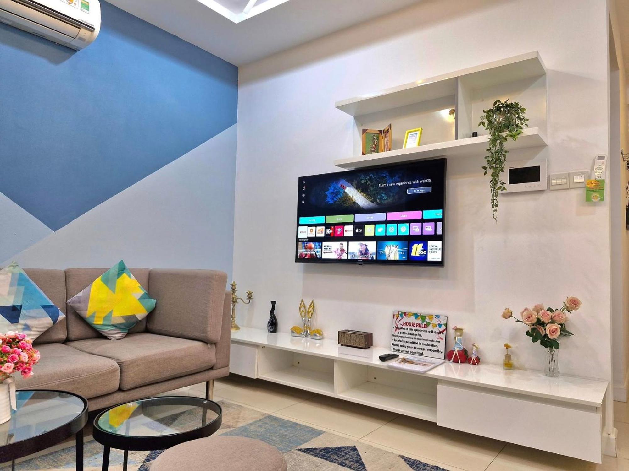 Linda Apartment-Icon56-District4-3Mins To Center Dtrc1- Infinity Pool- Awesome Rooftop Хошимін Екстер'єр фото