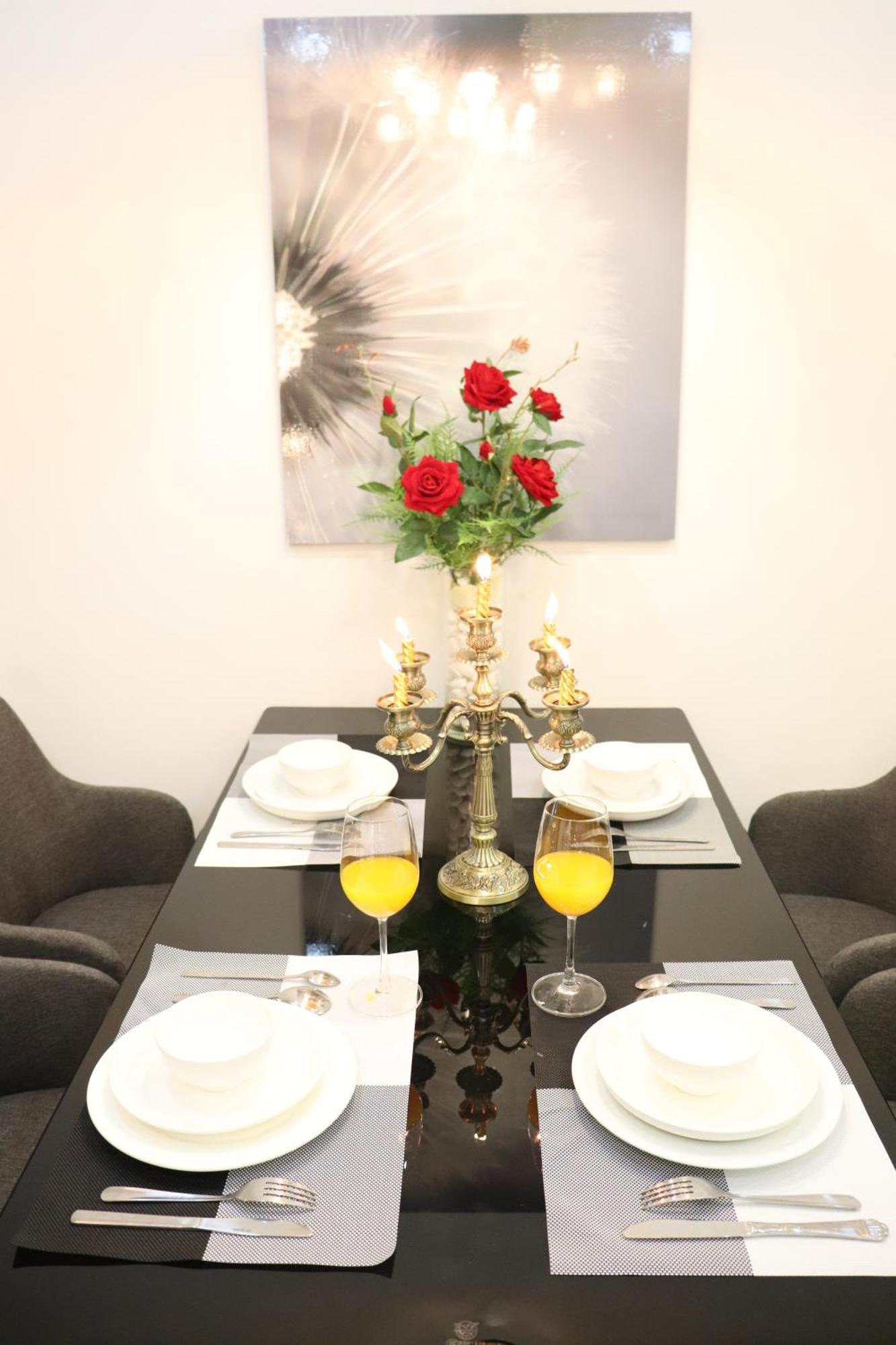 Linda Apartment-Icon56-District4-3Mins To Center Dtrc1- Infinity Pool- Awesome Rooftop Хошимін Екстер'єр фото