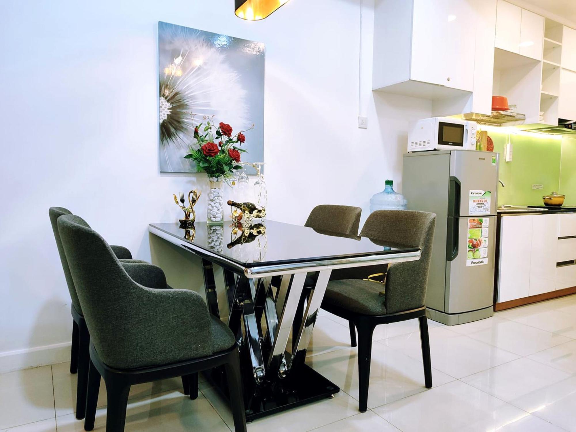 Linda Apartment-Icon56-District4-3Mins To Center Dtrc1- Infinity Pool- Awesome Rooftop Хошимін Екстер'єр фото